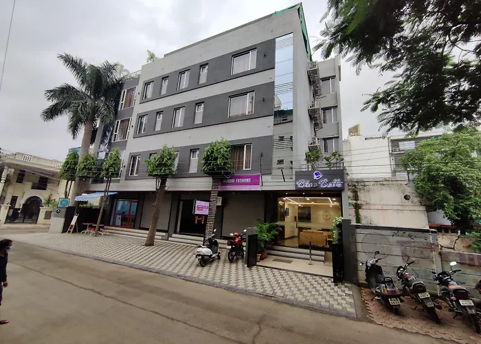 Hotel Blue Bells Indore